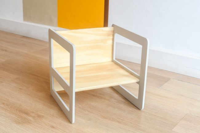 Mesa y silla montessori - Imagen 3